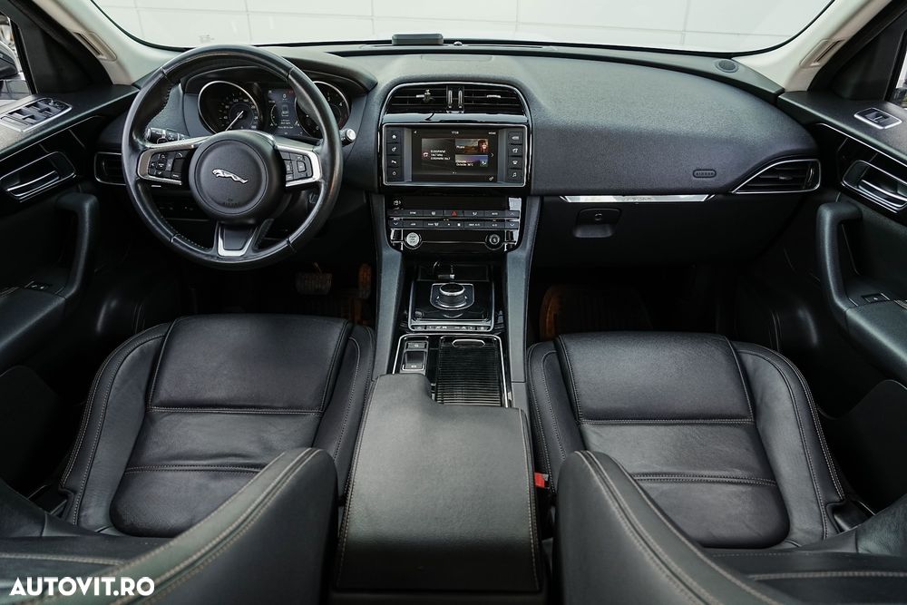 Jaguar F-Pace 20d AWD Aut. Prestige - 5