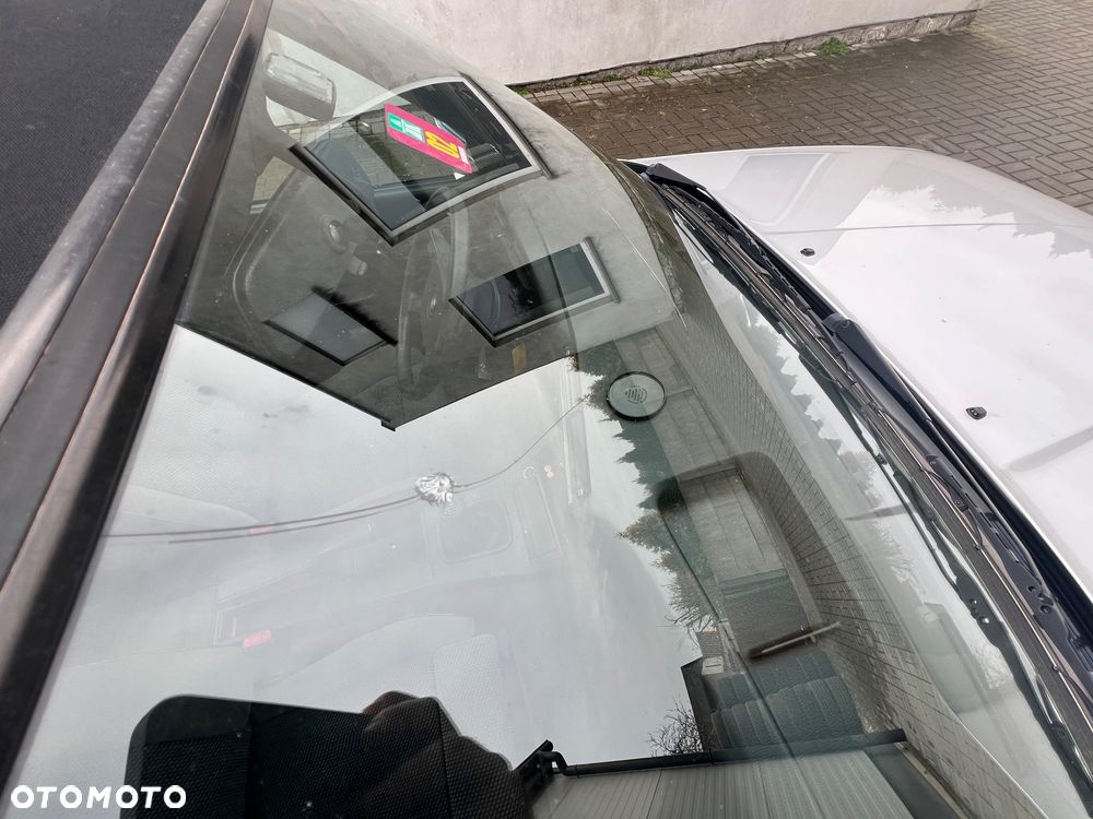 BMW Seria 3 316i - 21