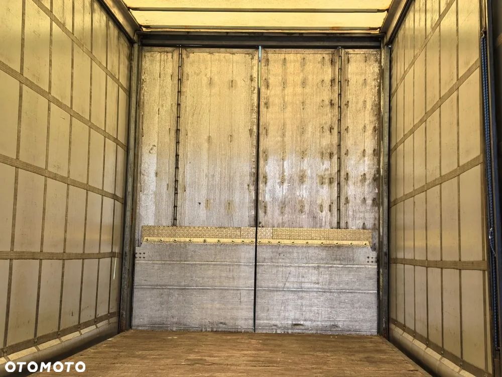 MAN TGX 26.480 // Zestaw przejazdowy z przyczepą // Firanka // - 40
