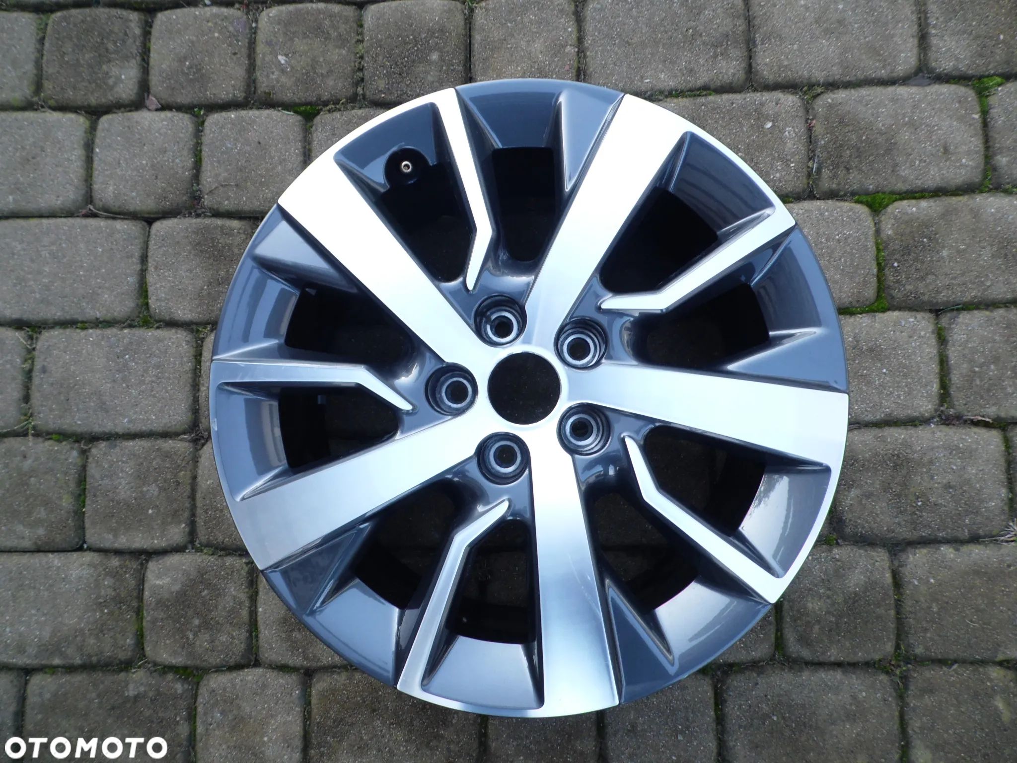 Felga 17'' 5x108 Toyota 7x17 ET46 9810098577 - 1