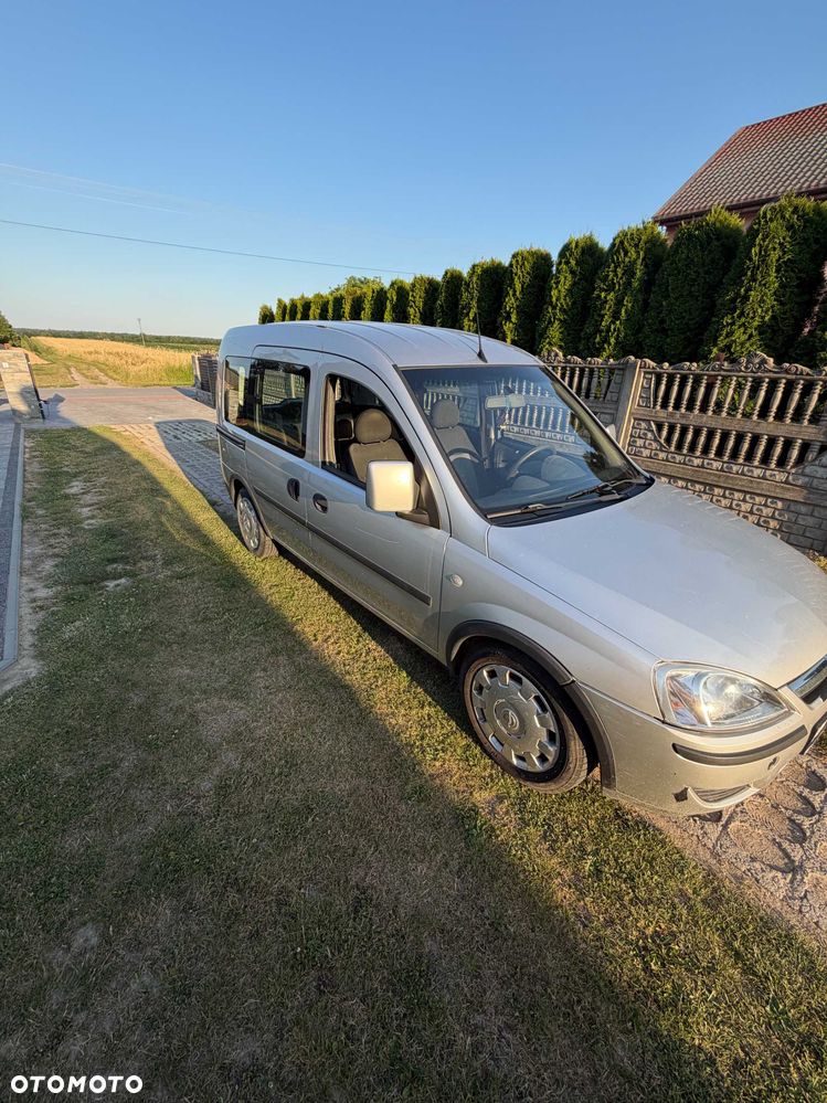 Opel Combo - 1