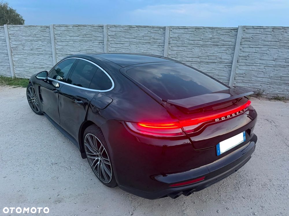 Porsche Panamera 4S E-Hybrid - 36