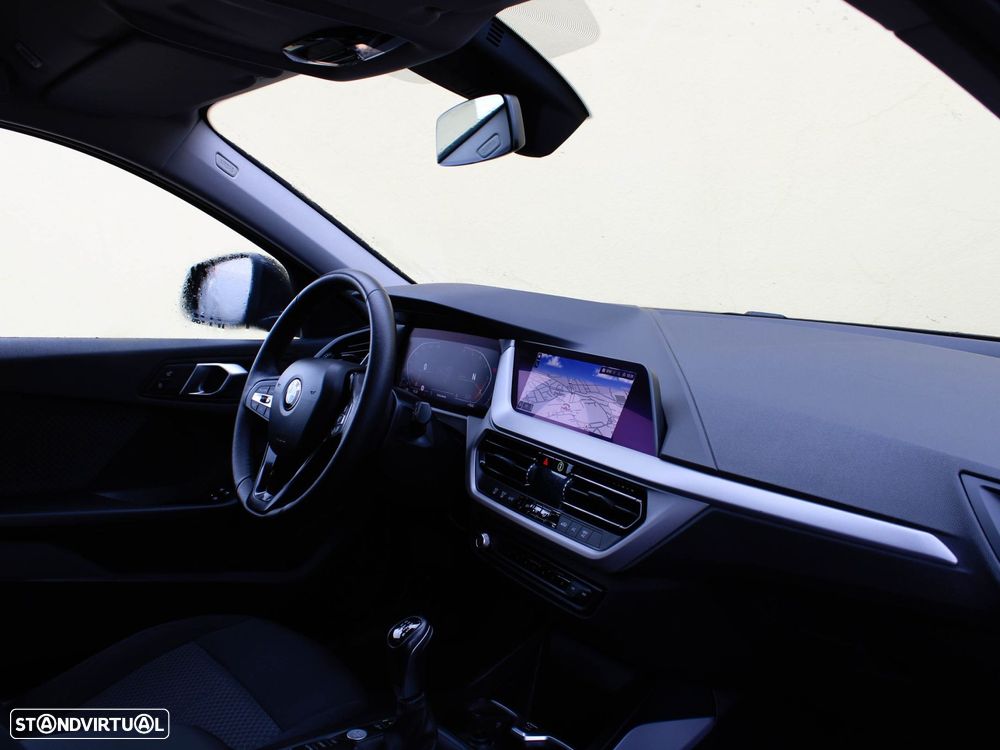 BMW 116 d Pack Essence - 54