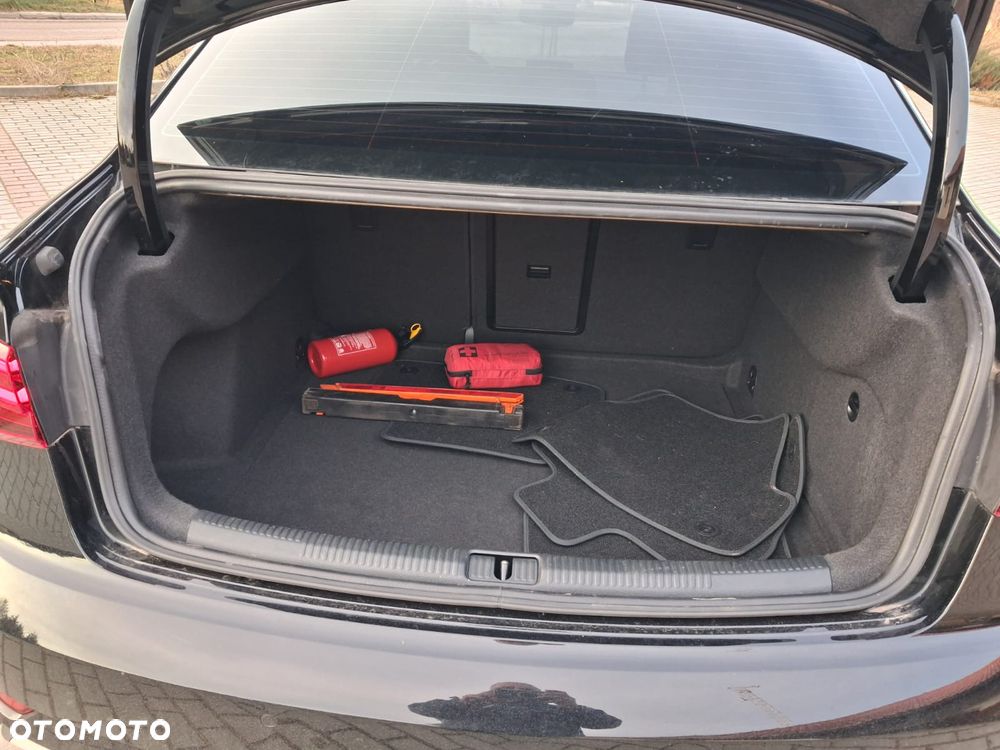 Audi A3 Limousine - 8