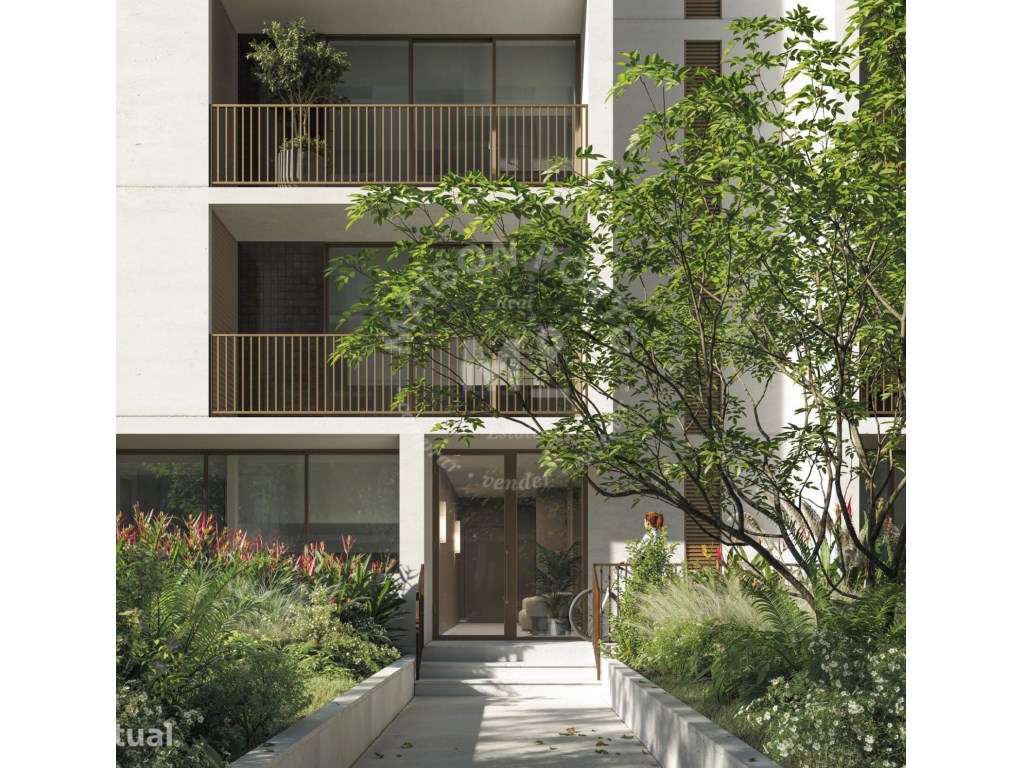 Apartamento T1 com Varanda e Lugar de Estacionamento, próximo a Ave... - Grande imagem: 5/18