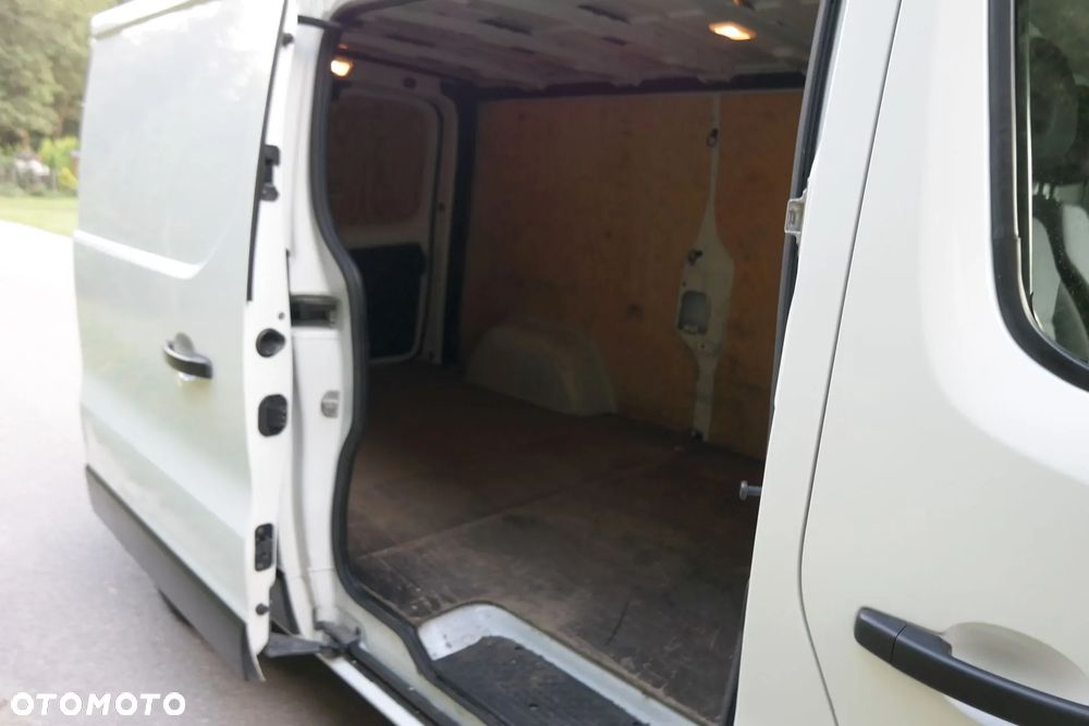 Opel VIVARO - 10