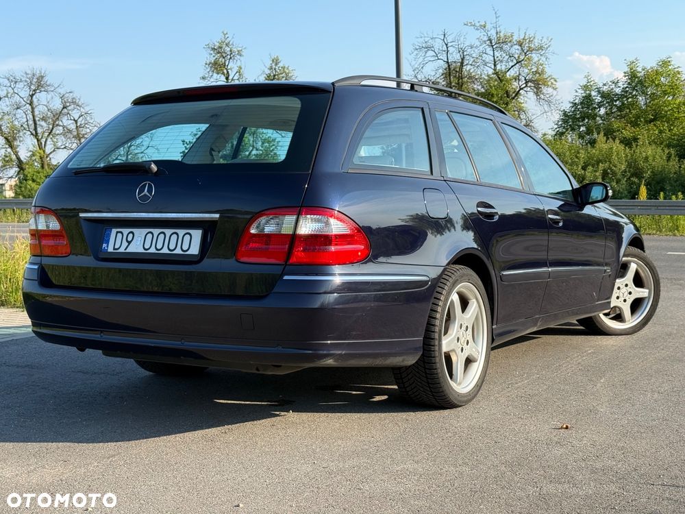 Mercedes-Benz Klasa E 500 4-Matic T Avantgarde - 5