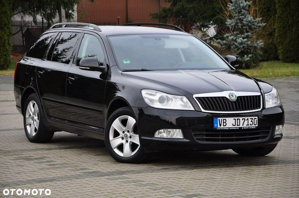 Skoda Octavia 1.6 TDI DPF DSG Elegance - 9