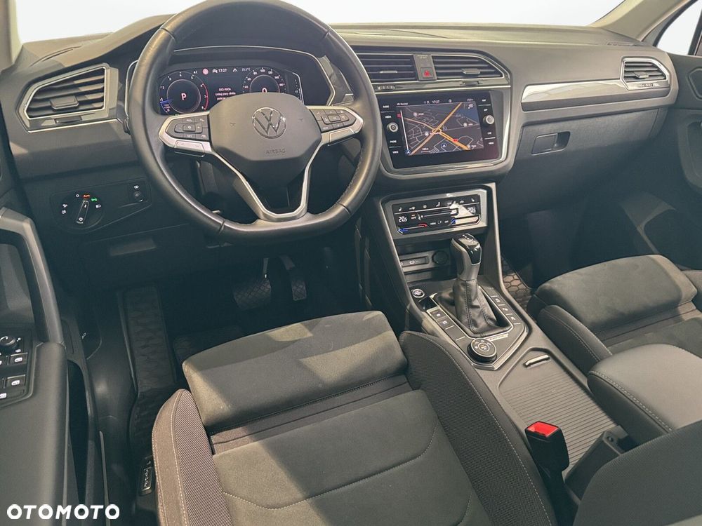 Volkswagen Tiguan - 14