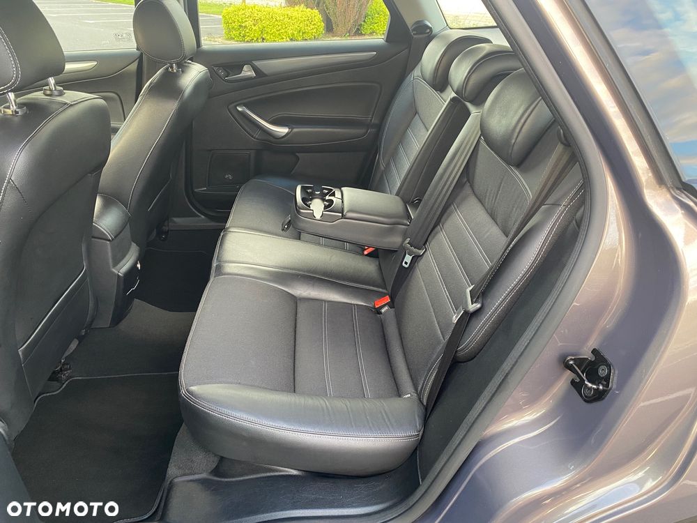 Ford Mondeo 2.0 TDCI Champions Edition - 16