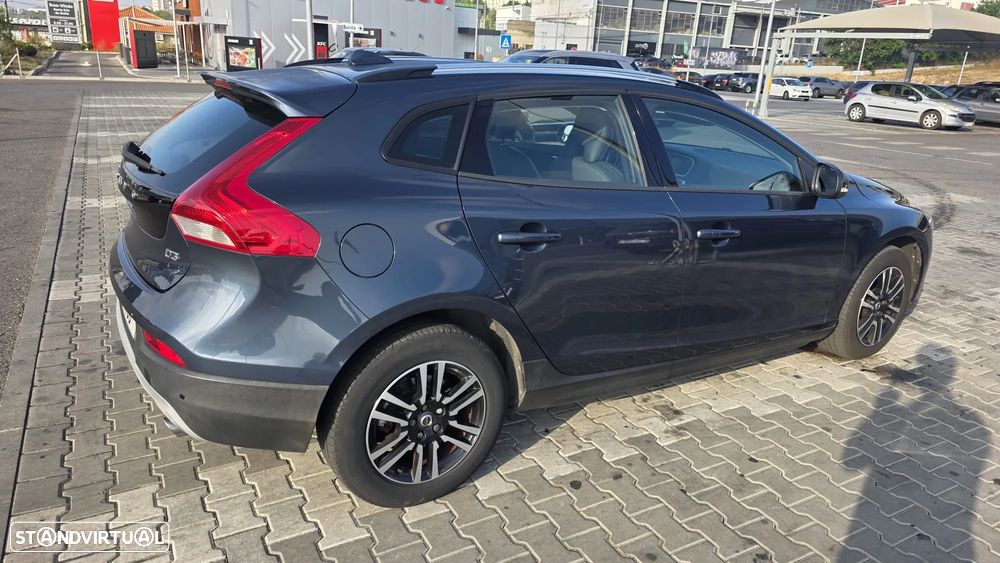 Volvo V40 2.0 D3 Momentum Geartronic - 5