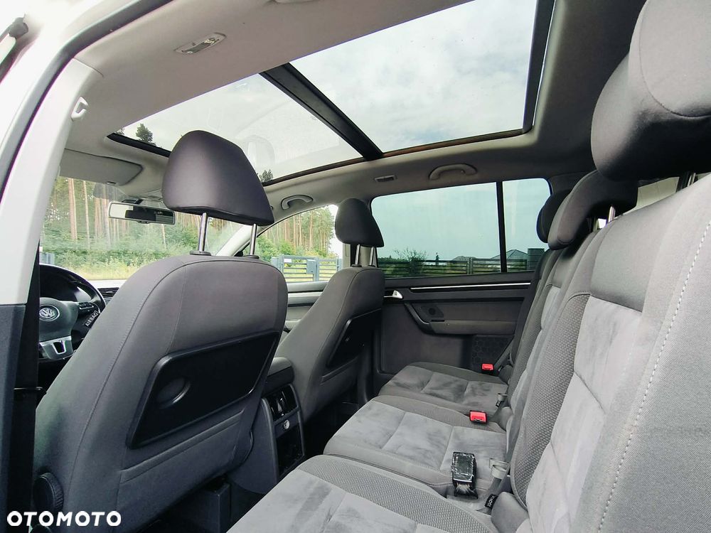 Volkswagen Touran 2.0 TDI DPF Comfortline - 19