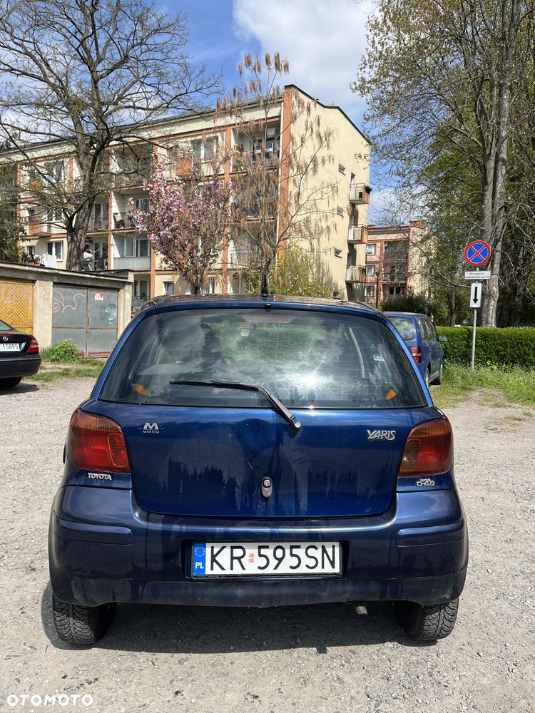 Toyota Yaris 1.4 D-4D Base - 2