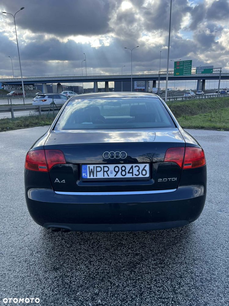 Audi A4 Limousine 2.0 TDI - 16