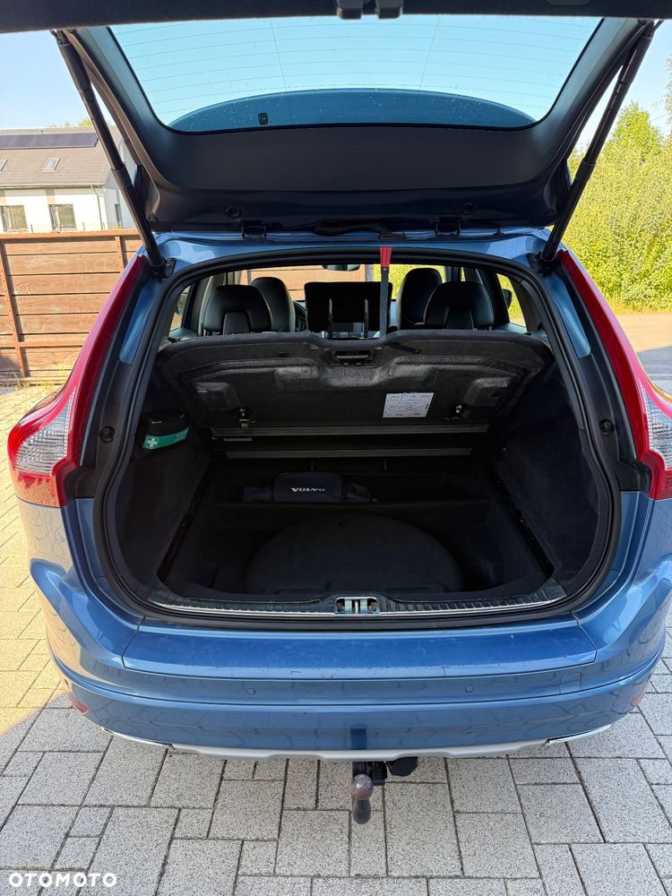 Volvo XC 60 D4 AWD Summum - 12