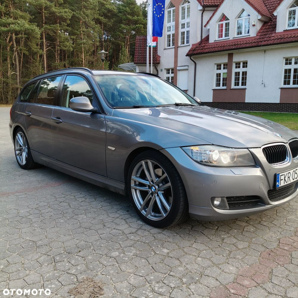 BMW Seria 3 318d - 20