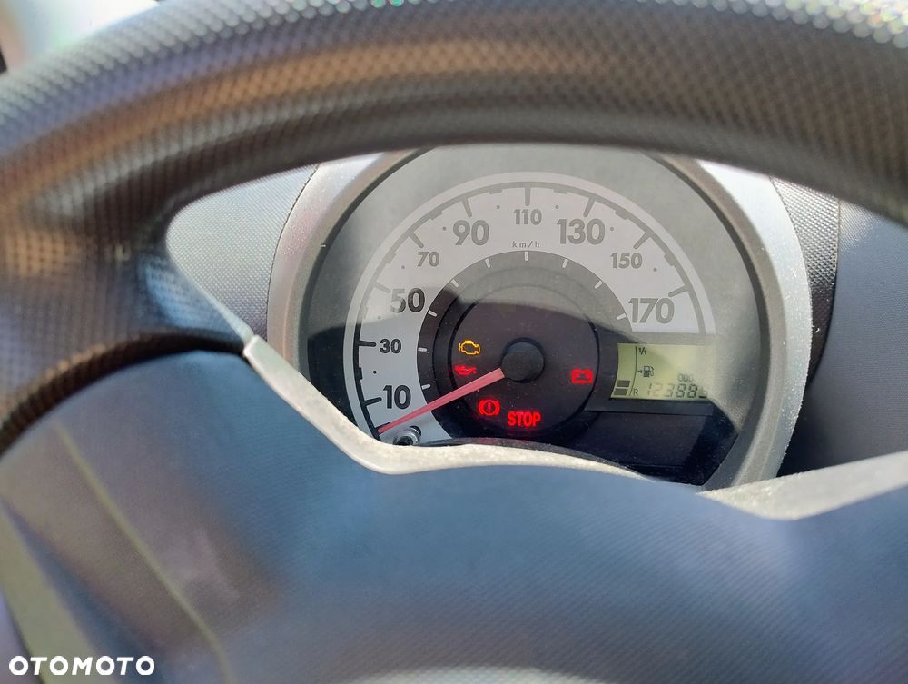 Citroën C1 1.0i Desire - 9