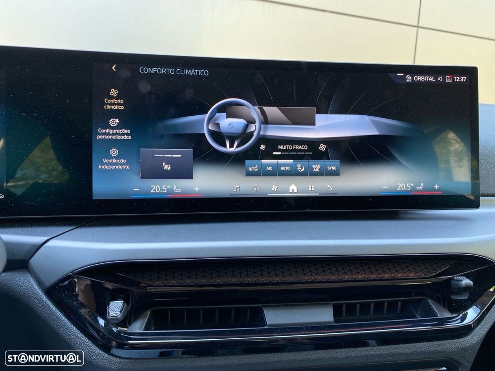 BMW 320 d Touring Auto - 12
