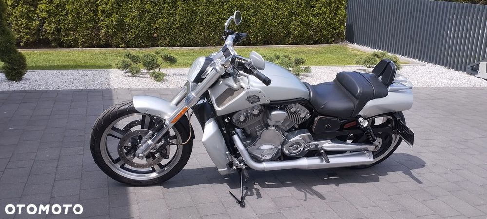 Harley-Davidson V-Rod Muscle - 15
