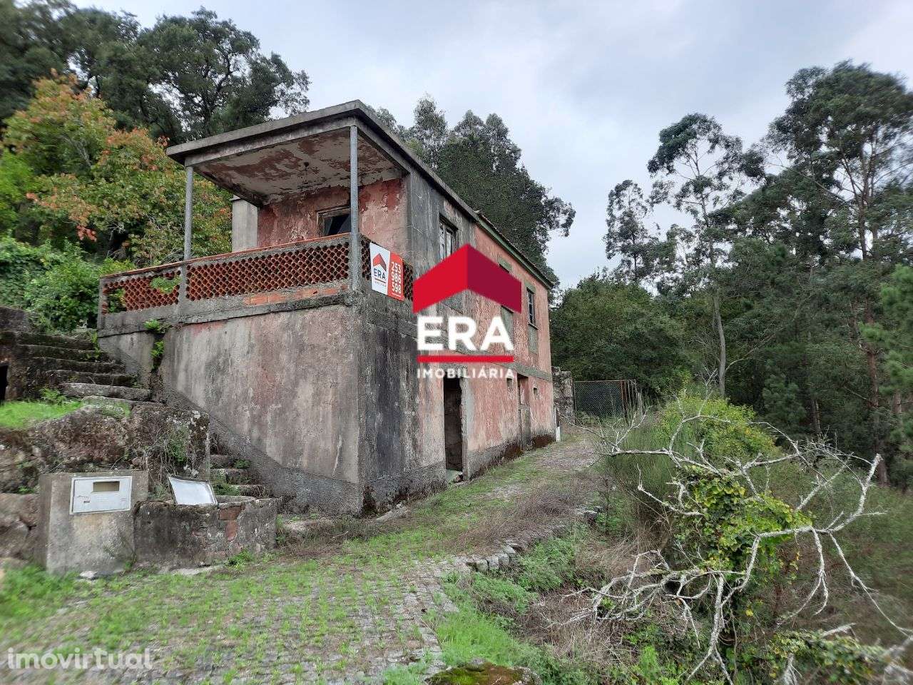 Moradia isolada, Curvos - Grande imagem: 2/9