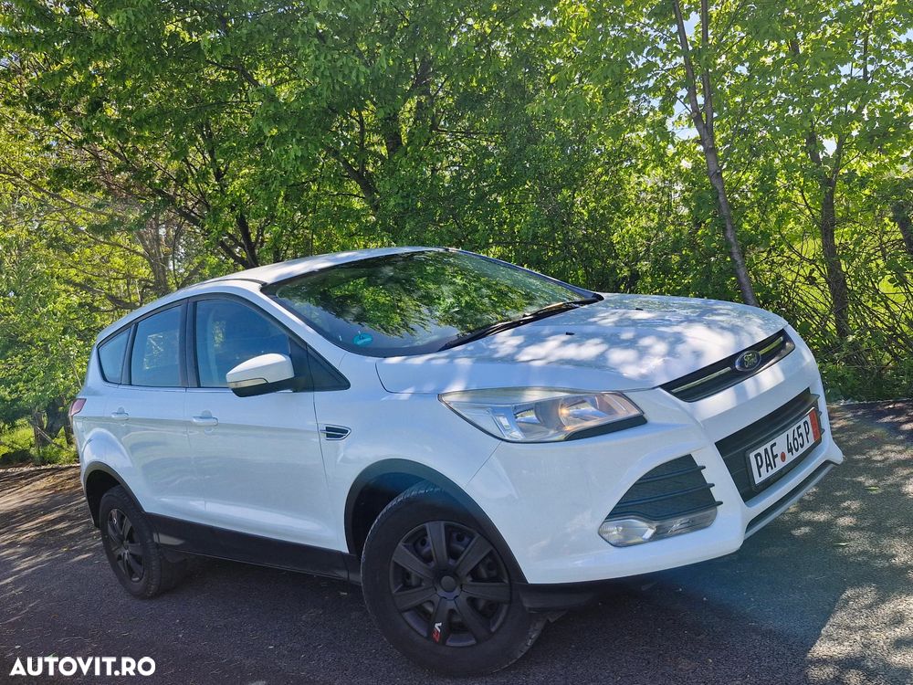Ford Kuga 2.0 TDCi 2x4 Titanium - 11