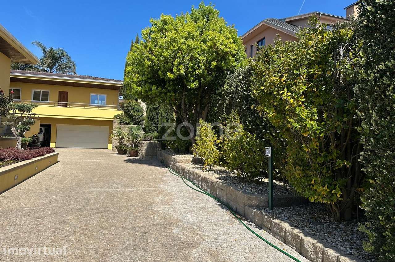 Moradia T6 de luxo em Seroa Paços de Ferreira - Grande imagem: 5/60