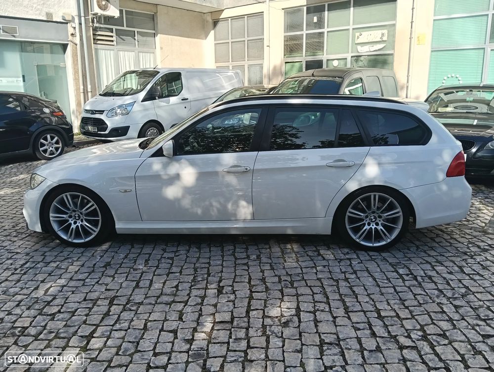 BMW 320 d Pack M - 29