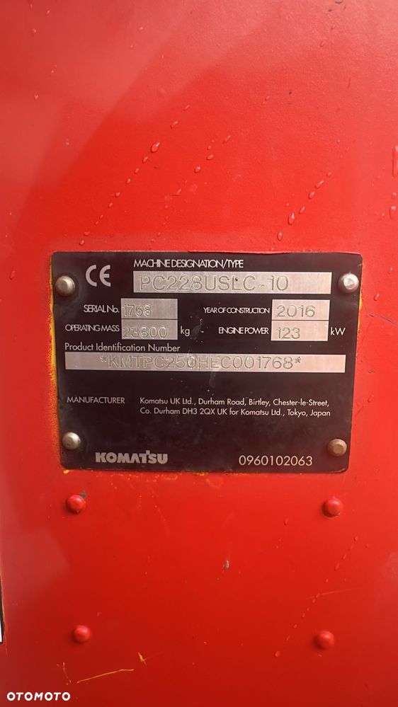 Komatsu PC 228 USLC-10 - 17