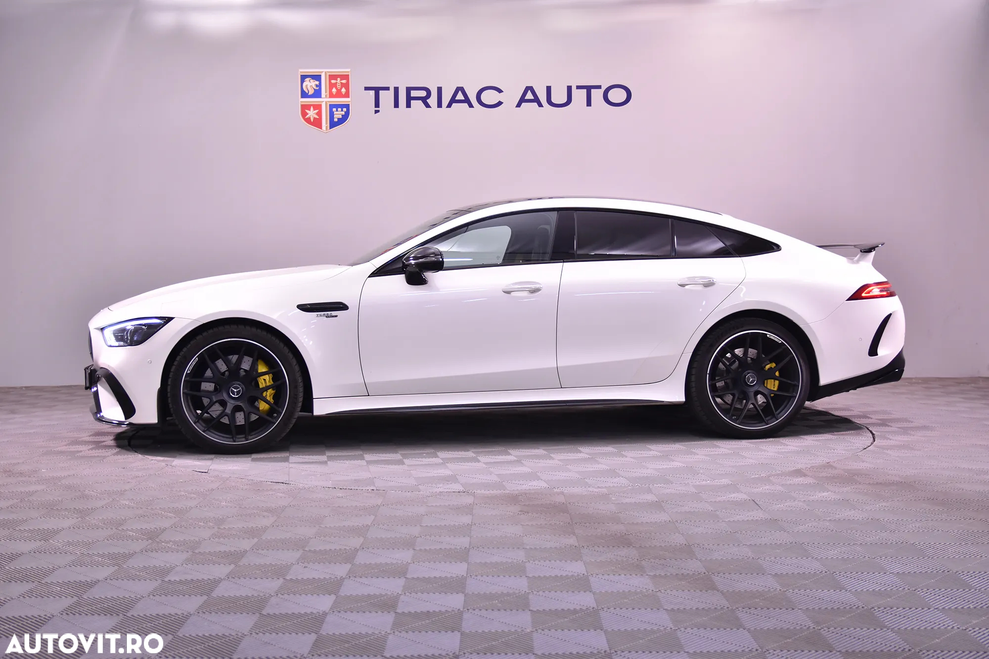 Mercedes-Benz AMG GT 43 4MATIC+ - 2