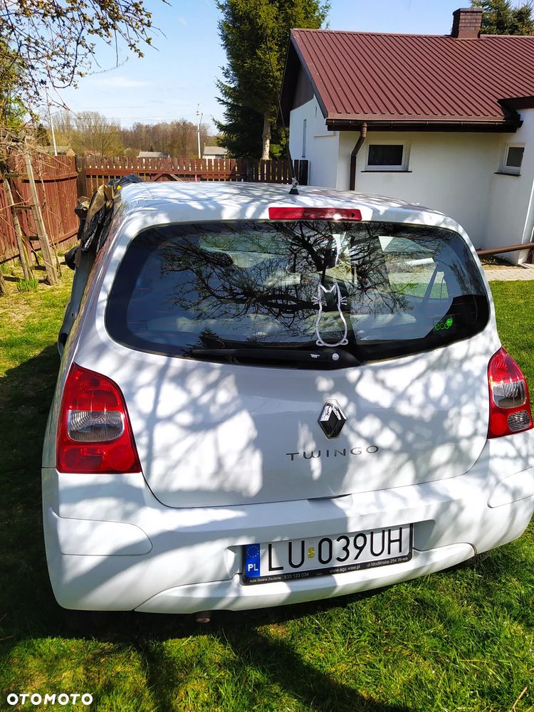 Renault Twingo 1.2 16V Elysee - 8
