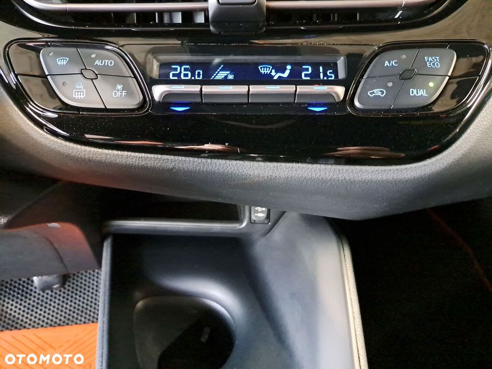 Toyota C-HR 1.2 T GPF Premium - 26