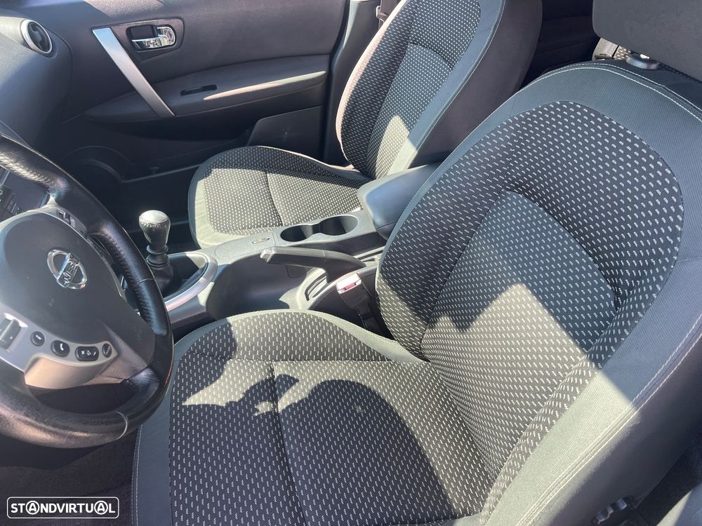 Nissan Qashqai 1.5 dCi Tekna Premium 18 - 19
