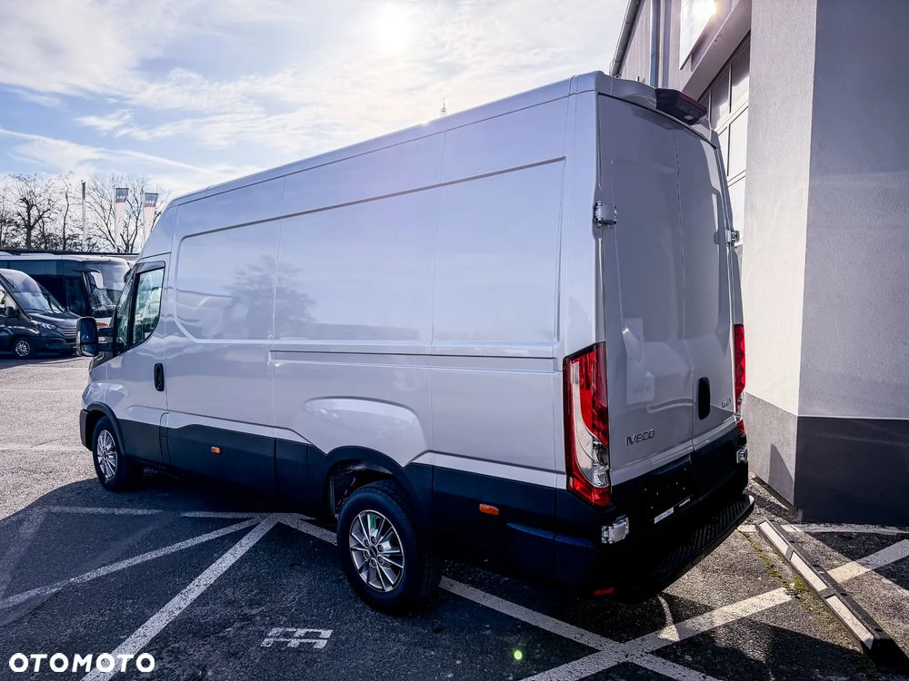 Iveco 35S18HA8V L3H2 od ręki ! - 8