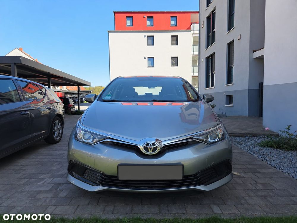 Toyota Auris 1.33 VVT-i Active - 9