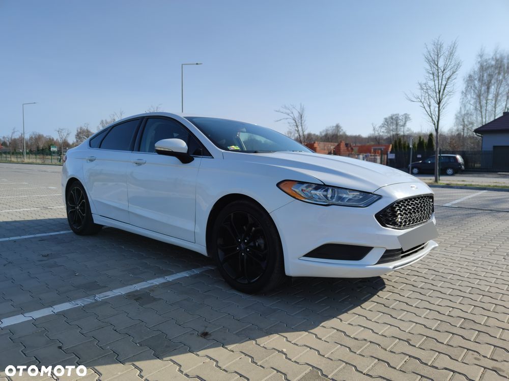 Ford Fusion - 10