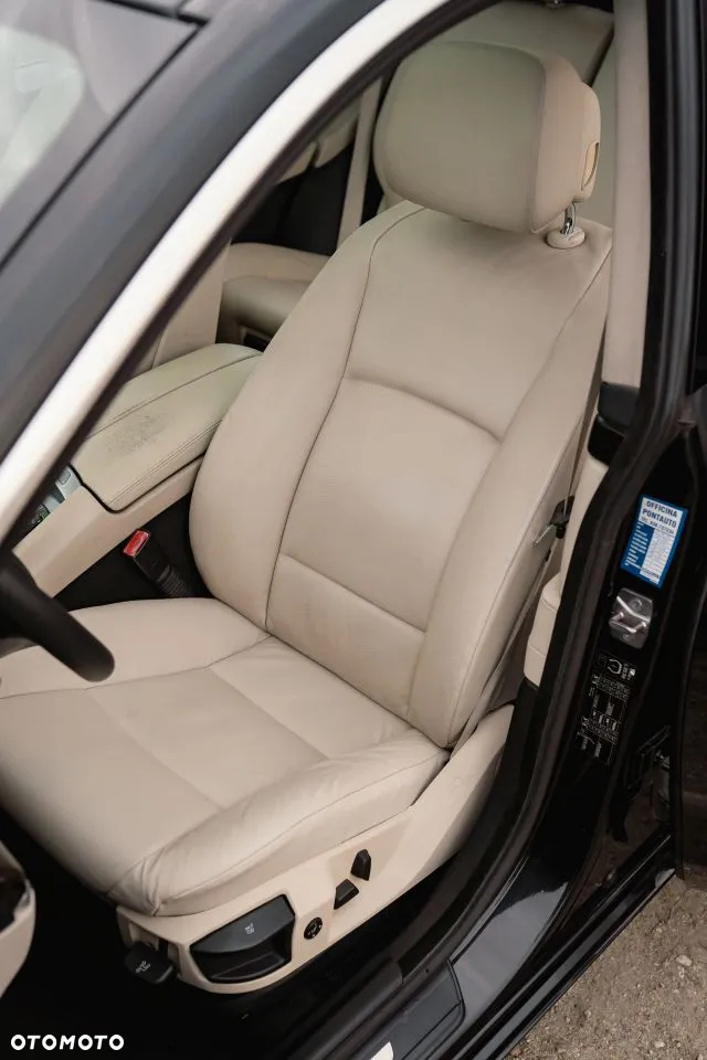BMW 5GT 530d Gran Turismo - 17