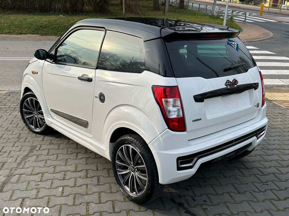 Aixam Crossover - 27