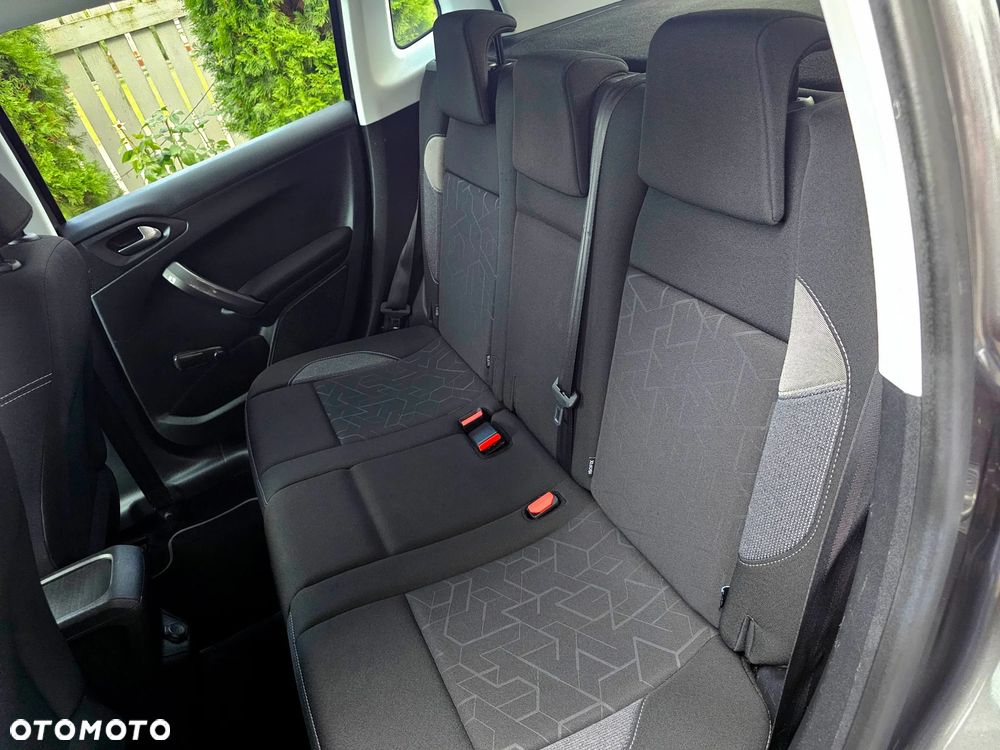 Peugeot 2008 PureTech 82 Style - 32