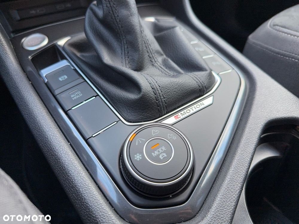 Volkswagen Tiguan Allspace 2.0 TDI 4Mot Elegance DSG - 27