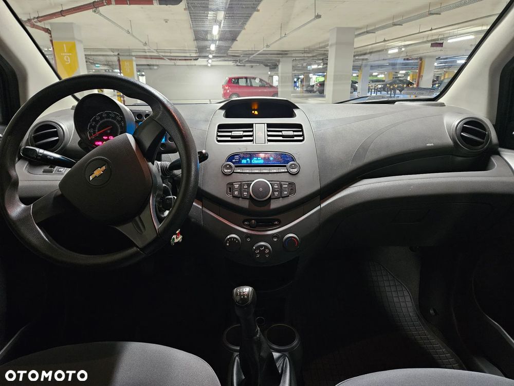 Chevrolet Spark 1.0 Base+ - 12