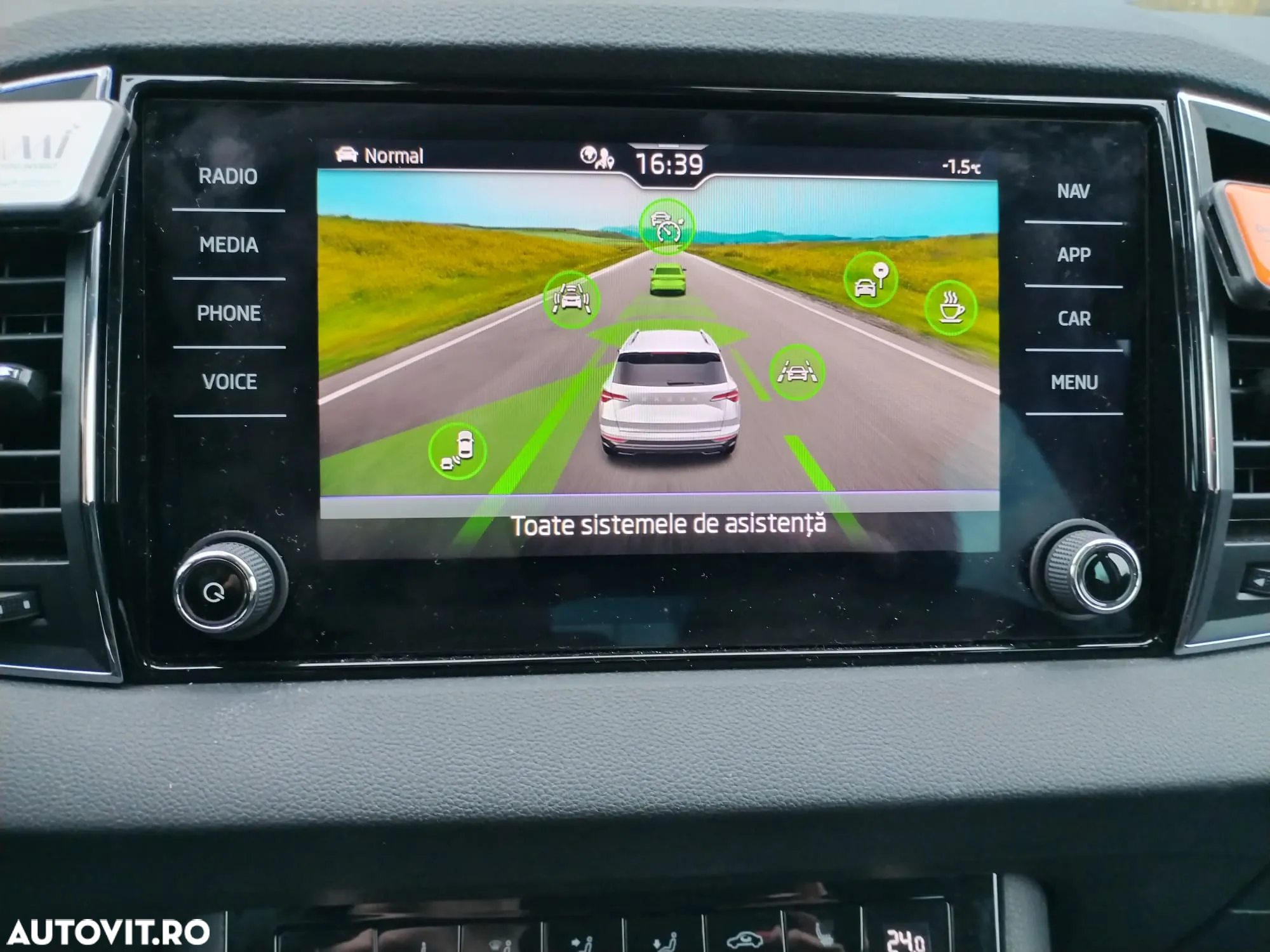 Skoda Karoq 1.5 TSI DSG Selection - 15