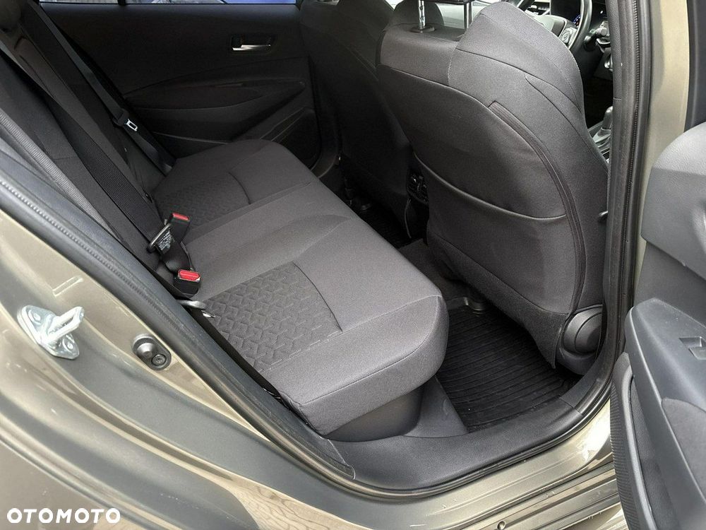 Toyota Corolla 2.0 Hybrid Comfort - 13