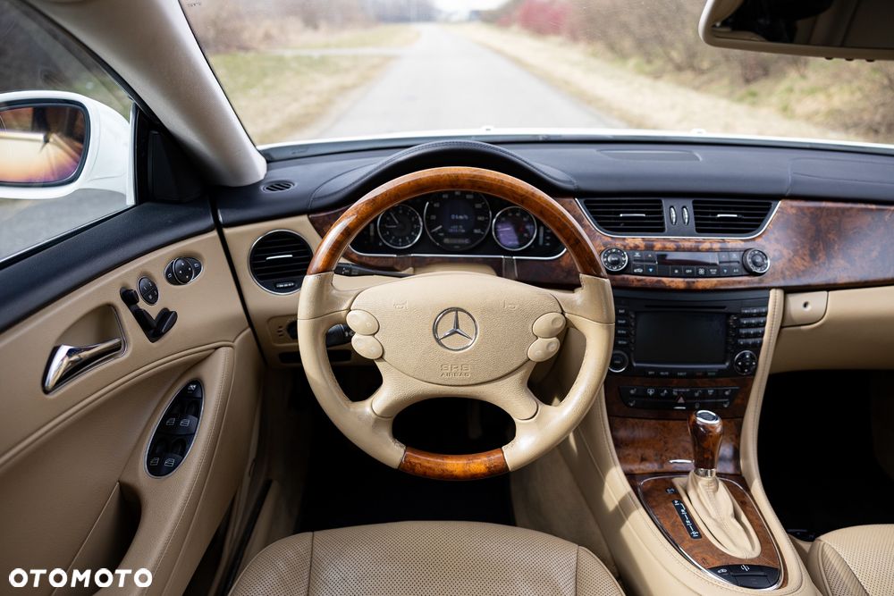 Mercedes-Benz CLS 500 7G-TRONIC - 25
