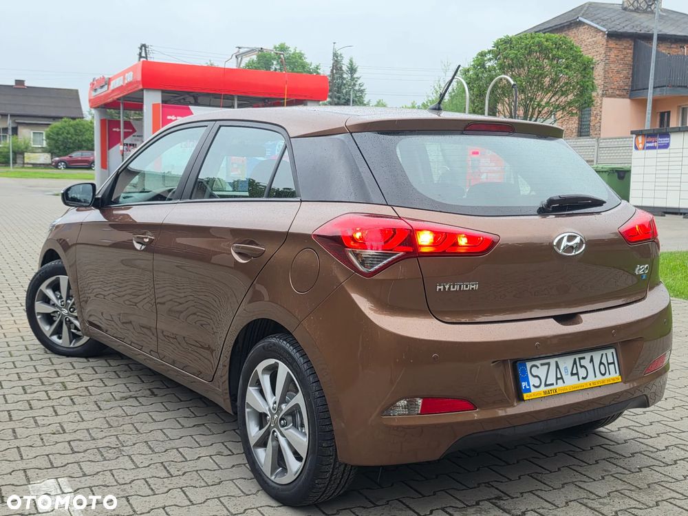 Hyundai i20 1.2 Fifa World Cup Edition - 4