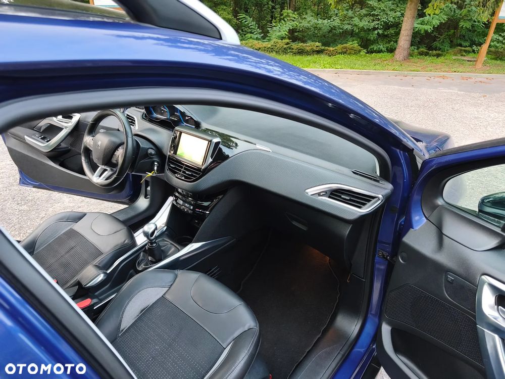 Peugeot 2008 e-HDi FAP 115 STOP & START Allure - 9