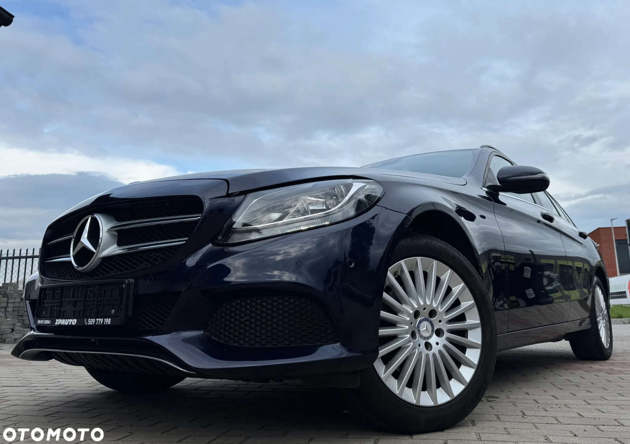 Mercedes-Benz Klasa C - 2