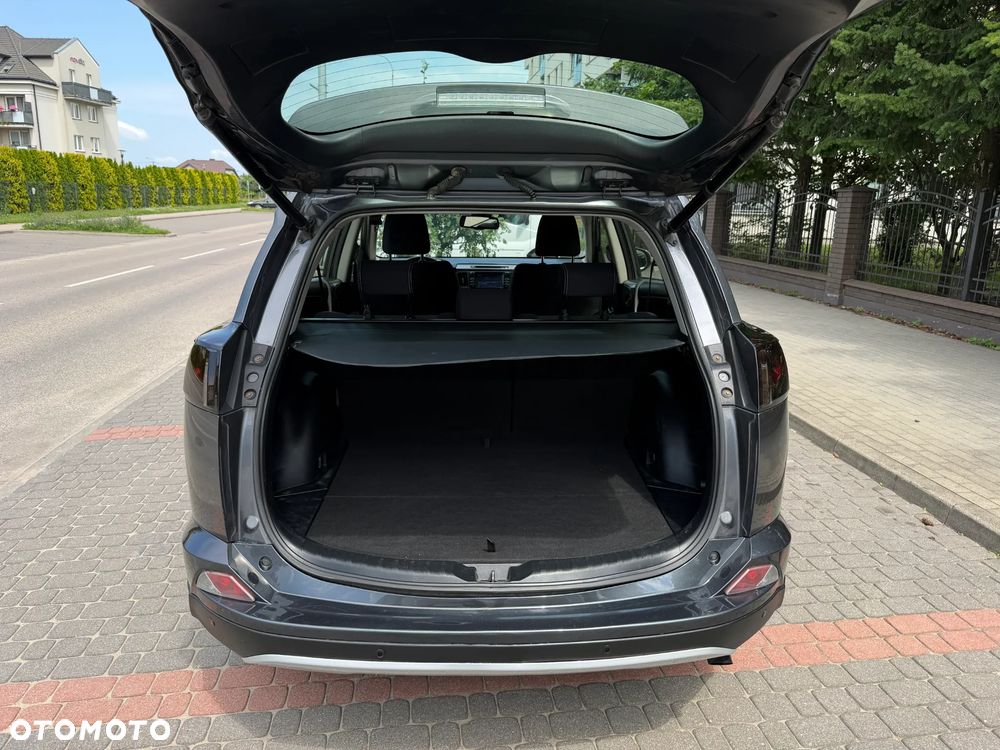Toyota RAV4 2.0 D-4D Premium 4x2 - 19