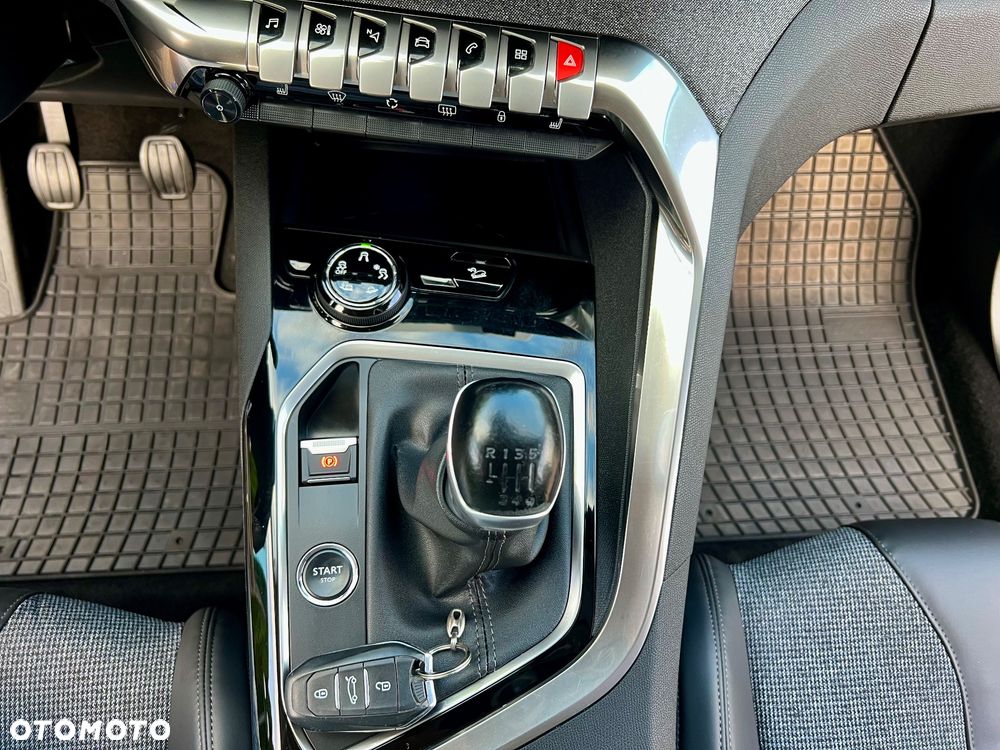 Peugeot 5008 1.5 BlueHDI Allure S&S - 31