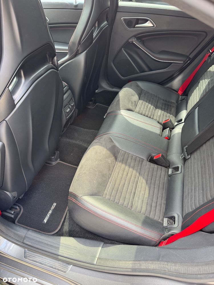 Mercedes-Benz CLA 45 AMG 4Matic 7G-DCT Edition 1 - 21