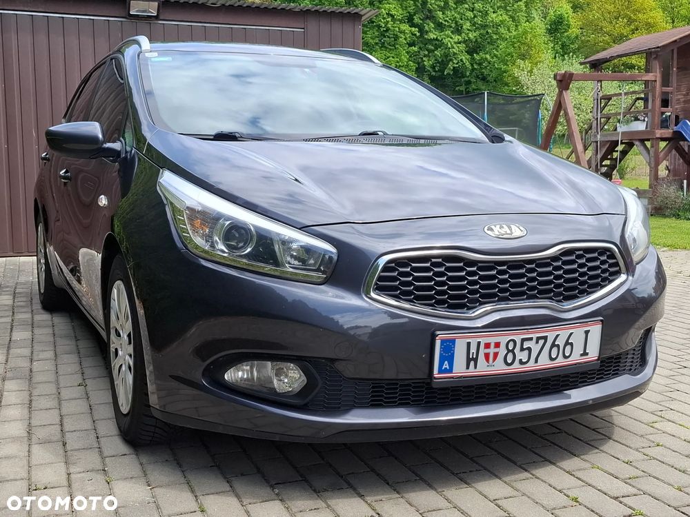 Kia Ceed 1.6 CRDi 128 Vision - 4